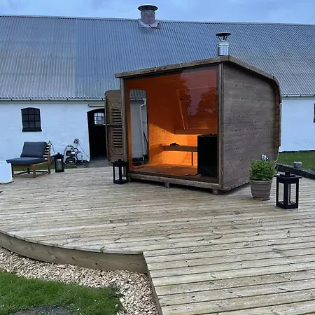 Wellnessglamping For 2 Personer Solsikkemarken *